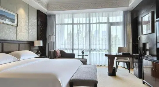 Люкс Deluxe Wuhan Conference Center