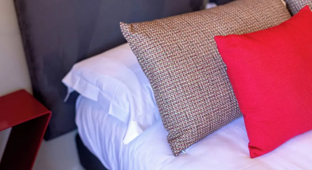 Двухместный номер Economy с балконом и с видом на бассейн Hôtel Méditerranée