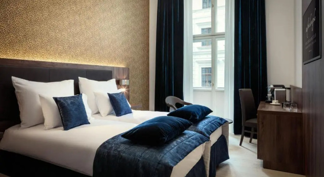Двухместный номер Deluxe Michelangelo Grand Hotel