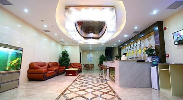 Yishang Holiday Inn, Book Hotel Hoteller i Linyi med morgenmad, Morgenmad