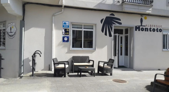 Albergue Montoto, Rezerwuj Hotel Melide 