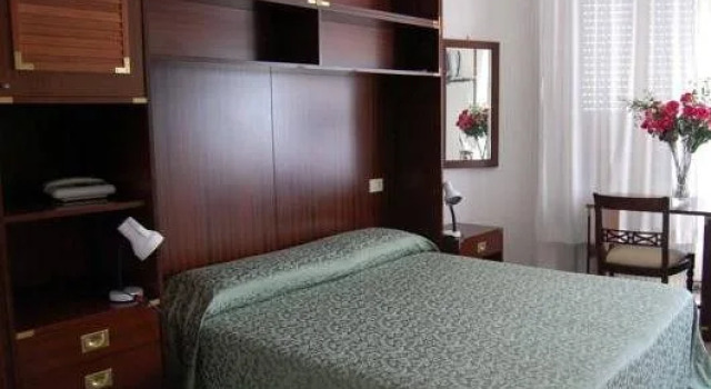 Hotel Negretto, Забронировать Отель Каорле Линьяно-Ривьера