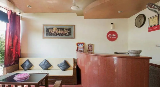 OYO Rooms Raja Park, Забронировать Отель Отели штата Раджастхана с парковкой, Парковка