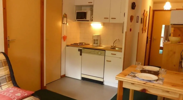 Appartement Arêches-Beaufort, 2 pièces, 4 personnes - FR-1-342-249, Забронировать Апартаменты/квартира Отели Ареш с бассейном, рядом с Горнолыжный подъемник Гран Мон, Бассейн