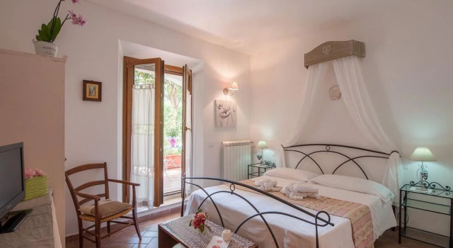 Le Tartarughe rooms, Забронировать Отель «постель и завтрак» Мальяно-ин-Тоскана Тоскана