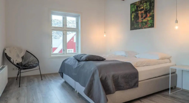 Двухместный номер Deluxe с балконом и с видом на море Við Lónið Guesthouse