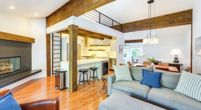 Апартаменты Walk to Main St & Lifts: Ketchum Townhouse!