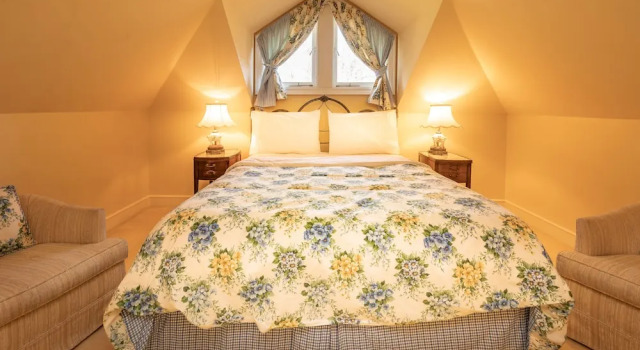 Номер Standard Amethyst Inn
