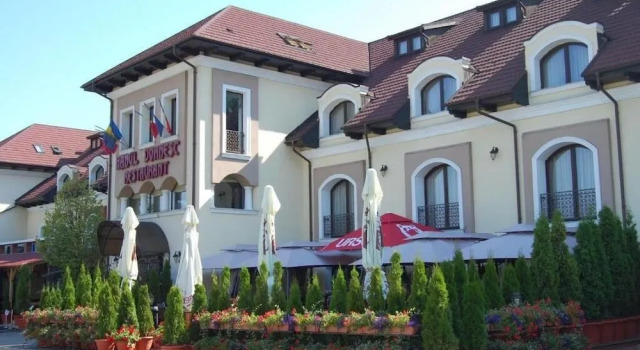 Hanul Domnesc, Rezervovat Hotel Hotely v Prahova Valley s parkováním, Parkování