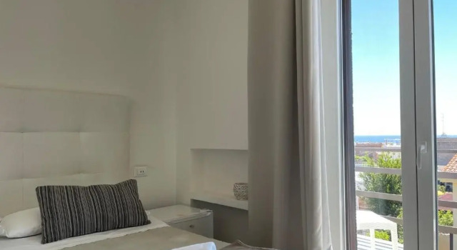 Bed & Breakfast Villa Angela, Rezerwuj Willa Hotele w Tarent z parkingiem, Parking