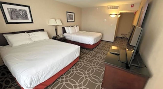 Двухместный люкс Hotel Lotus Kansas City Merriam