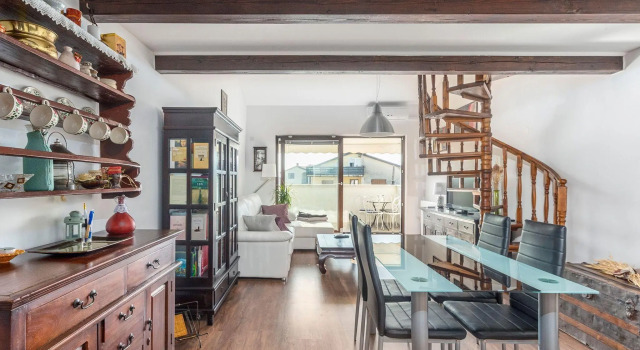 Modern and comfortable apartment near the beach