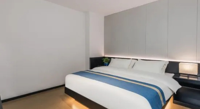 Люкс Deluxe Baiyang Seaview Hotel (Dali Bohai Park High-speed Railway Station)
