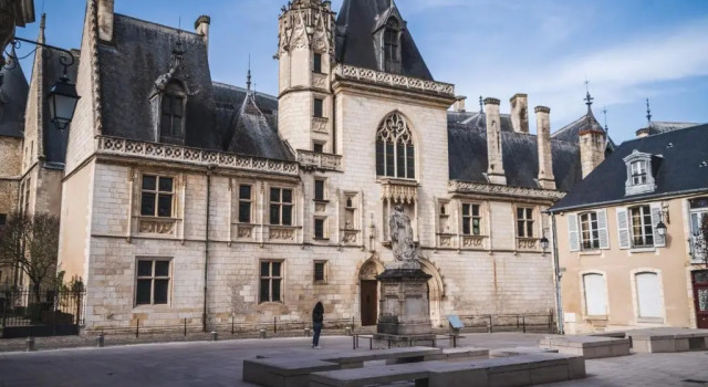 L'Annexe d'Auron, charmant F2 au coeur de Bourges, Rezerwuj Hotel Bourges 