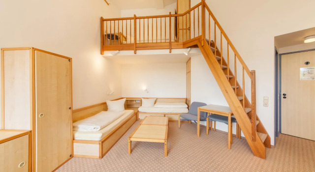 Кровать в общем номере Garner Hotel Kiel - Akademie