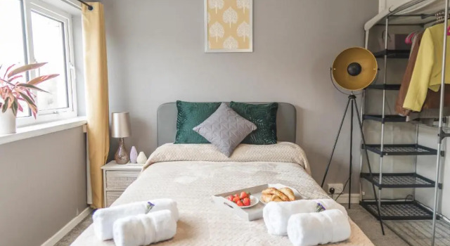 Idyllic 3-bed House. 5-min from Channel Tunnel, Buchen Sie Hotel Folkestone Kent