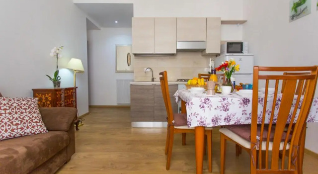 Amedeo Apartment