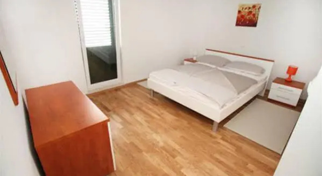 Apartments Delta, Buchen Sie Ferienwohnung Hotels in Gespanschaft Split-Dalmatien mit Pool, Schwimmbad