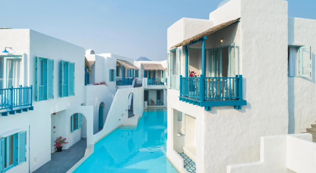 Кровать в общем номере Resort de Paskani