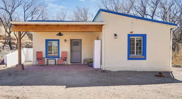 Коттедж Peaceful & Historic Home in Patagonia!