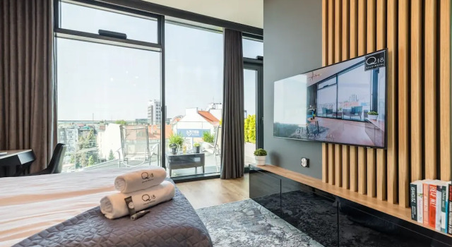 Двухместные апартаменты с видом на город Q18 ApartHotel