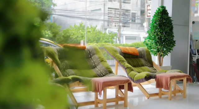 ZEN Rooms Pantip, Забронировать Отель Патумван Бангкок, рядом с Royal Thai Police Headquarters
