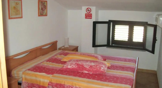 B&B Lungomare, Забронировать Отель «постель и завтрак» Сорсо Sardinia North, рядом с Пляж Эден