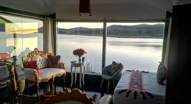 Amalia Titicaca Perú