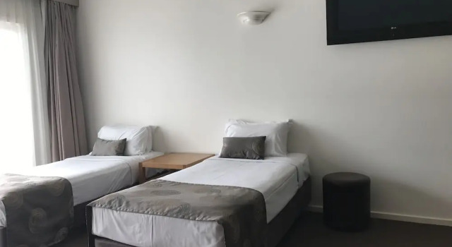 Трёхместный номер Deluxe с балконом Mornington Hotel