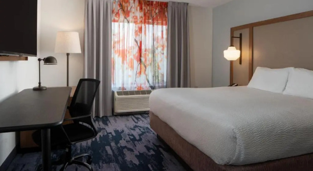 Номер Standard Fairfield by Marriott Fort Walton Beach-Eglin AFB