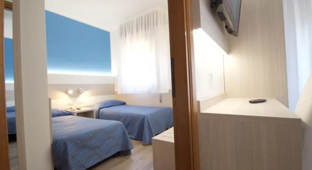Четырёхместный номер Standard Hotel Serenella