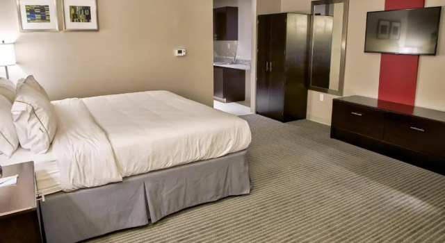 Двухместный номер Standard Holiday Inn Express & Suites Tulsa NE - Claremore by IHG