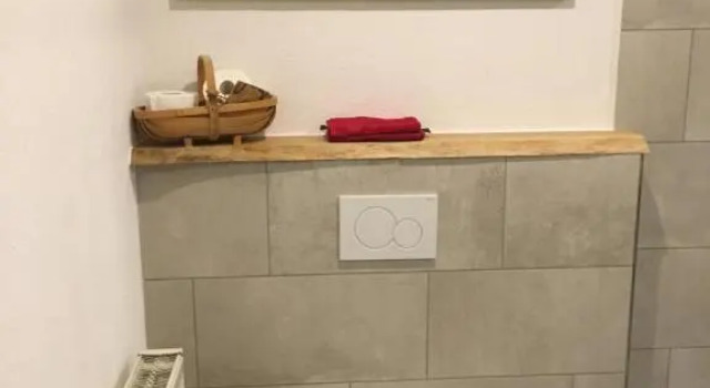 Ferienwohnung Rotmesnerhof Seeblick, Varaa Huoneisto Hotellit Baijeri pysäköinnillä, Pysäköinti