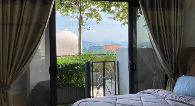 Orak Suite at Suria Residence, Забронировать Вилла Виллы Шах-Алам, Вилла