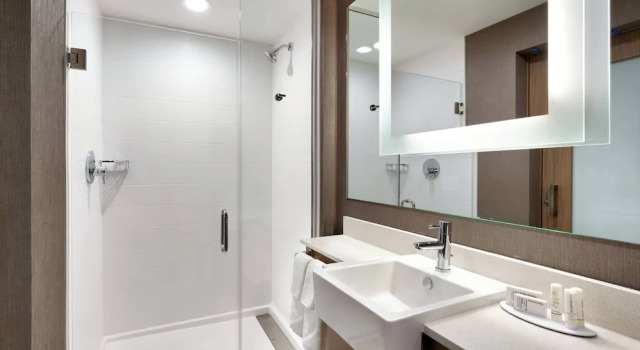 Люкс с видом на горы SpringHill Suites By Marriott Salt Lake City West Valley