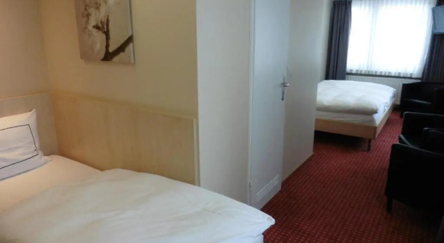 Трёхместный номер Standard Hotel Empire