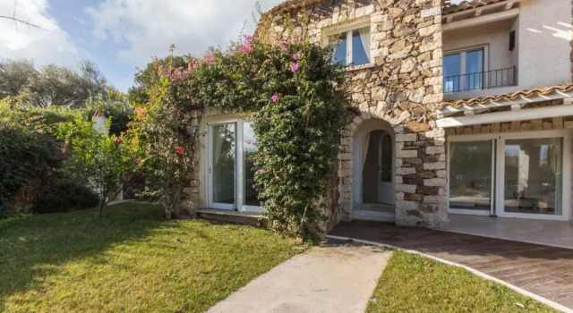 Villa Ulivo - Luxury Villa Con Piscina a 500 Mt Dal Mare, Book Villa Sommerhuse i Costa Rei, Hytte