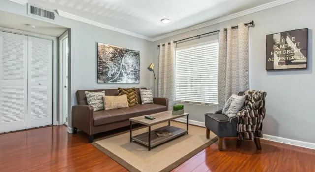 Апартаменты c 1 комнатой Amazing Midtown Atlanta Location by Piedmont Park Mercedes Benz Stadium Ponce City Market Beltline