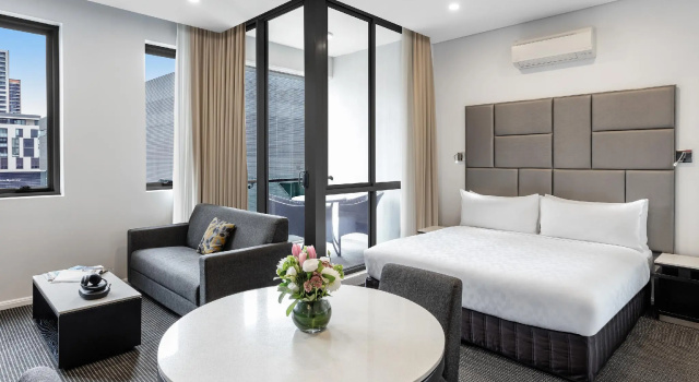 Люкс Meriton Suites Zetland