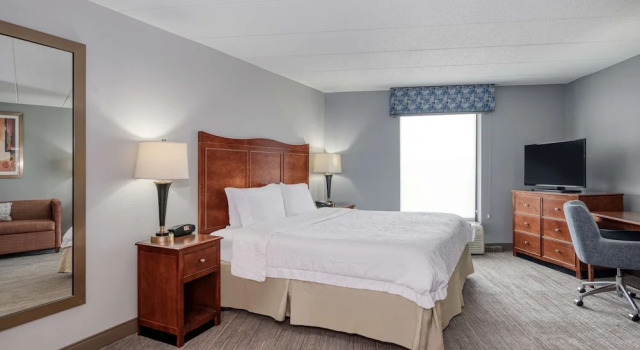 Двухместный люкс Hampton Inn Baltimore/White Marsh