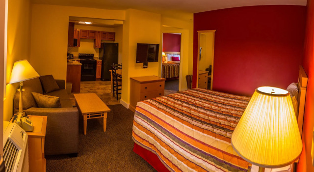 Sahara Courtyard Inn, Đặt Khách sạn mini Penticton 
