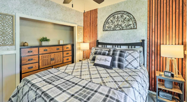 Коттедж Hot Tub & Deck: Pet-Friendly Home in Payson