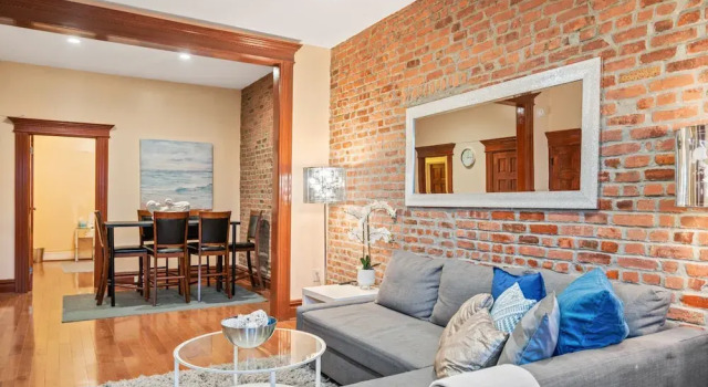Spacious 3 Bdrm Close To Trains & Shops