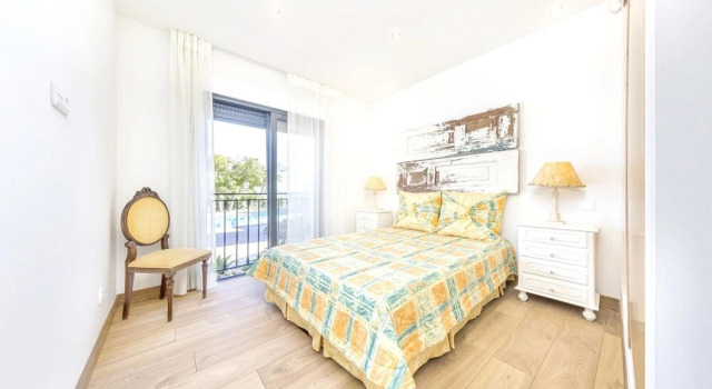 Property With 10 Bedrooms in Quelfes, With Wonderful sea View, Private, Rezervovat Hotel Hotely v Quelfes s bazénem, Bazén