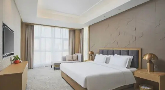 Люкс Business Haan Grand Hotel