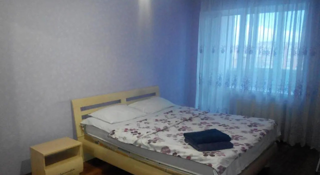 Apartment on Kravchuka 15b, Book Lejlighed Lejligheder i Lutsk, Lejlighed