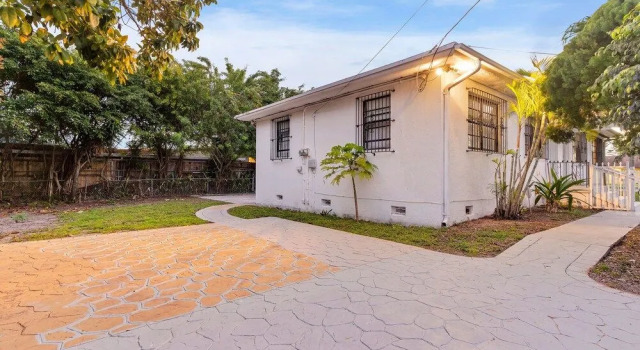 Wynwood Central 2BD Apartment w Parking, Забронировать Апартаменты/квартира Апартаменты Miami Metropolitan Area, Апартаменты/квартира