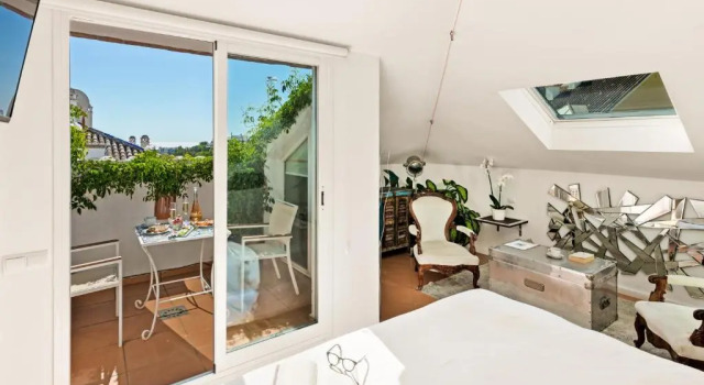 Двухместный номер Deluxe с балконом Molo Luxury Suites Puerto Banus