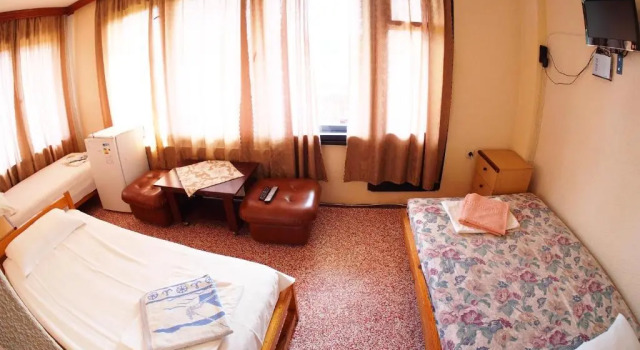 Трёхместный номер Standard с балконом Atanasovi House