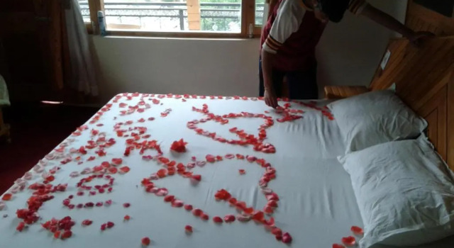 Red Rose Cottages Manali, Забронировать Отель Отели Манали с завтраком, Завтраки